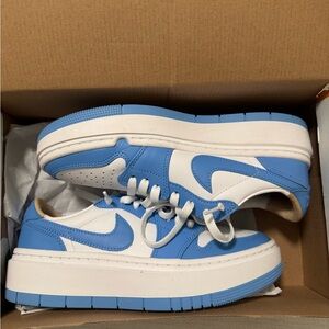 Nike Air Jordan 1 Low university blue womens size 8